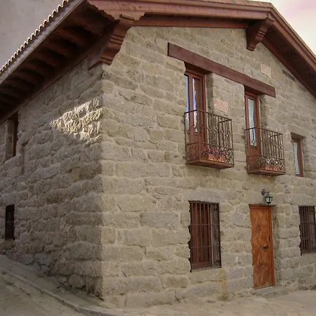 El Mirador Del Alberche 1 Guest House Navaluenga Exterior photo